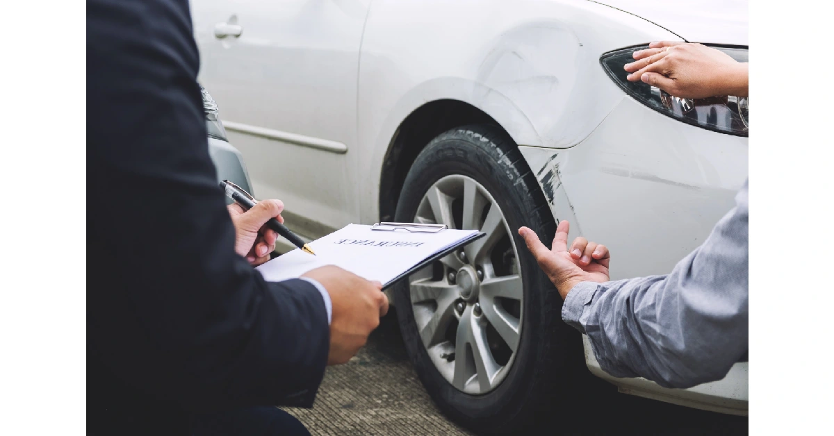 How does the deductible affect the damage received