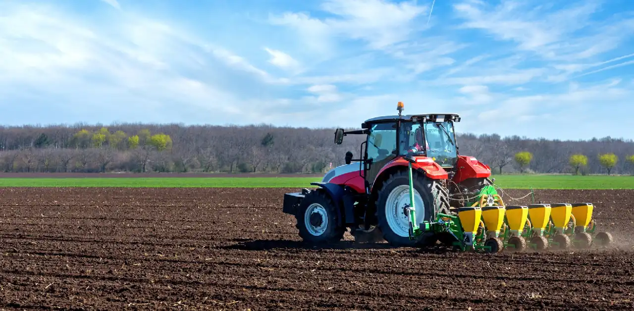 Who should purchase third-party tractor insurance