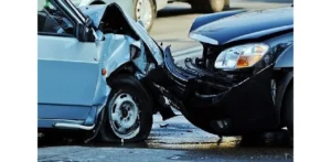 Third party and accident insurance on holidays (time and document management)